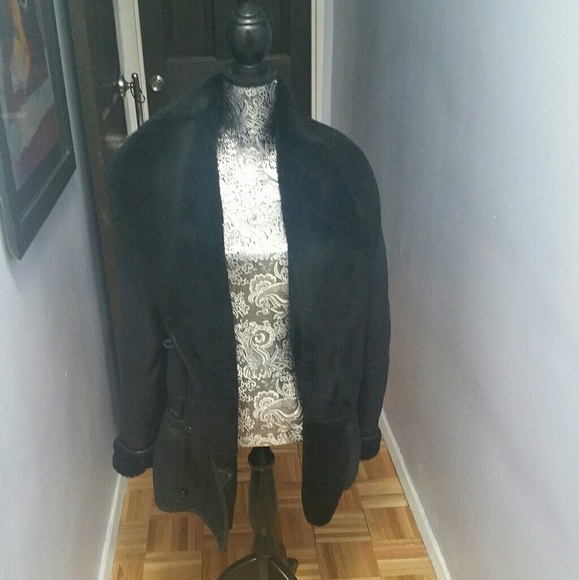 Women's Black Shearling Jacket - Picture 2 of 9